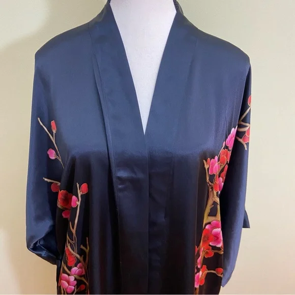 Old Shanghai Cherry Blossom Black Silk Kimono Floral Robe O/S - Picture 8 of 13